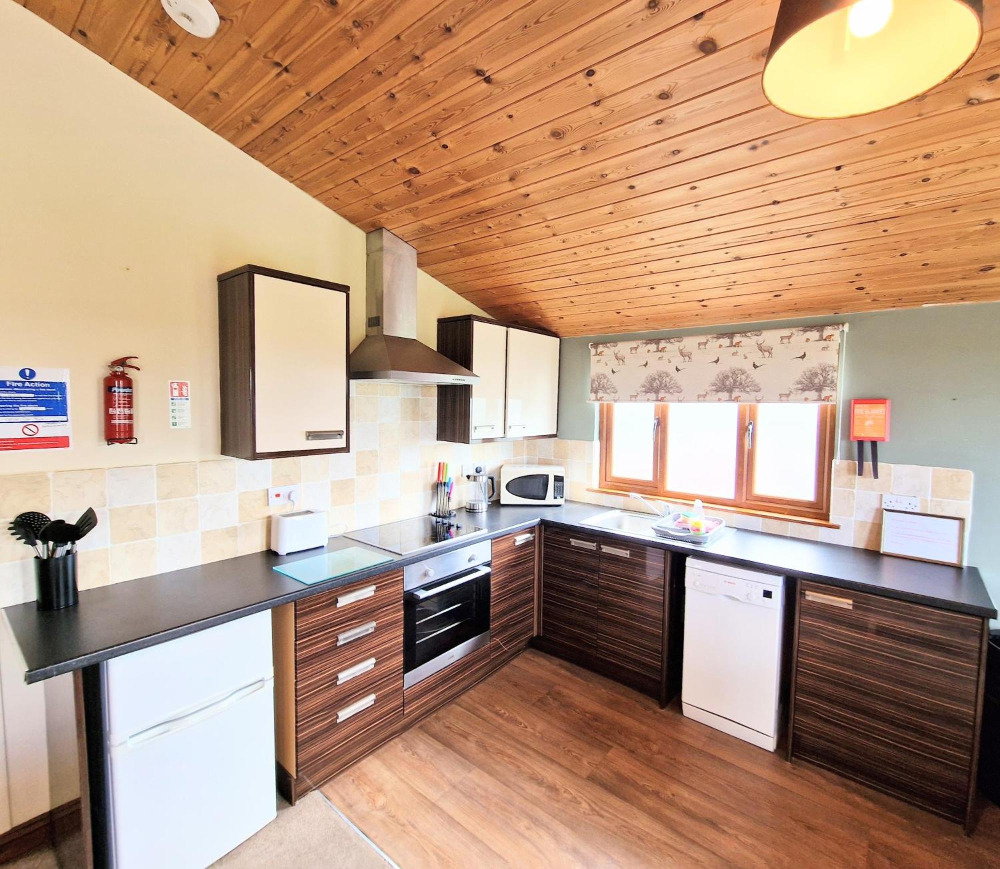 Lomond 2 With Private Hot Tub - Fife - Loch Leven - Lomond Hills Villa Kelty Exteriör bild